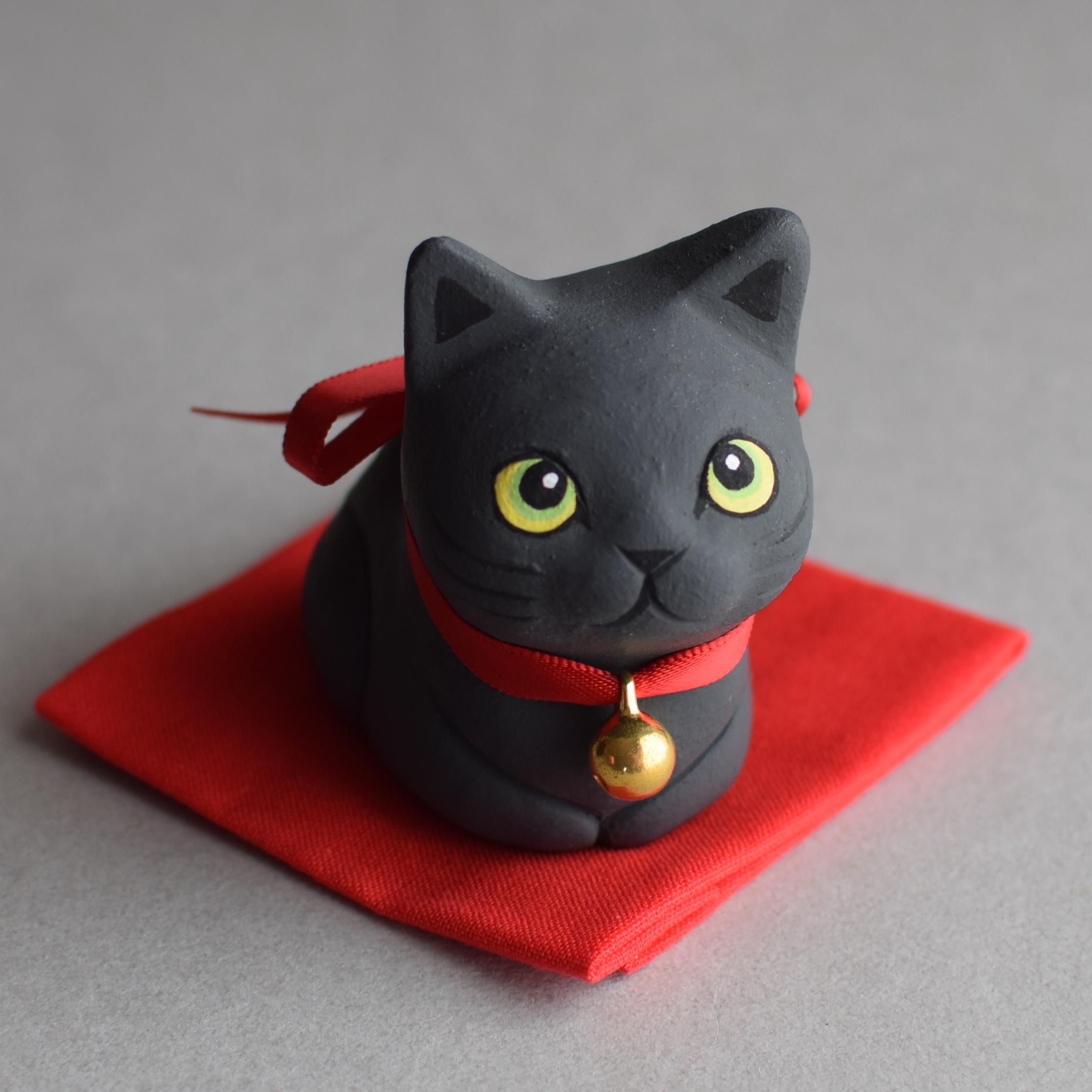 香箱座り猫(黒猫)【受注制作】1枚目の画像