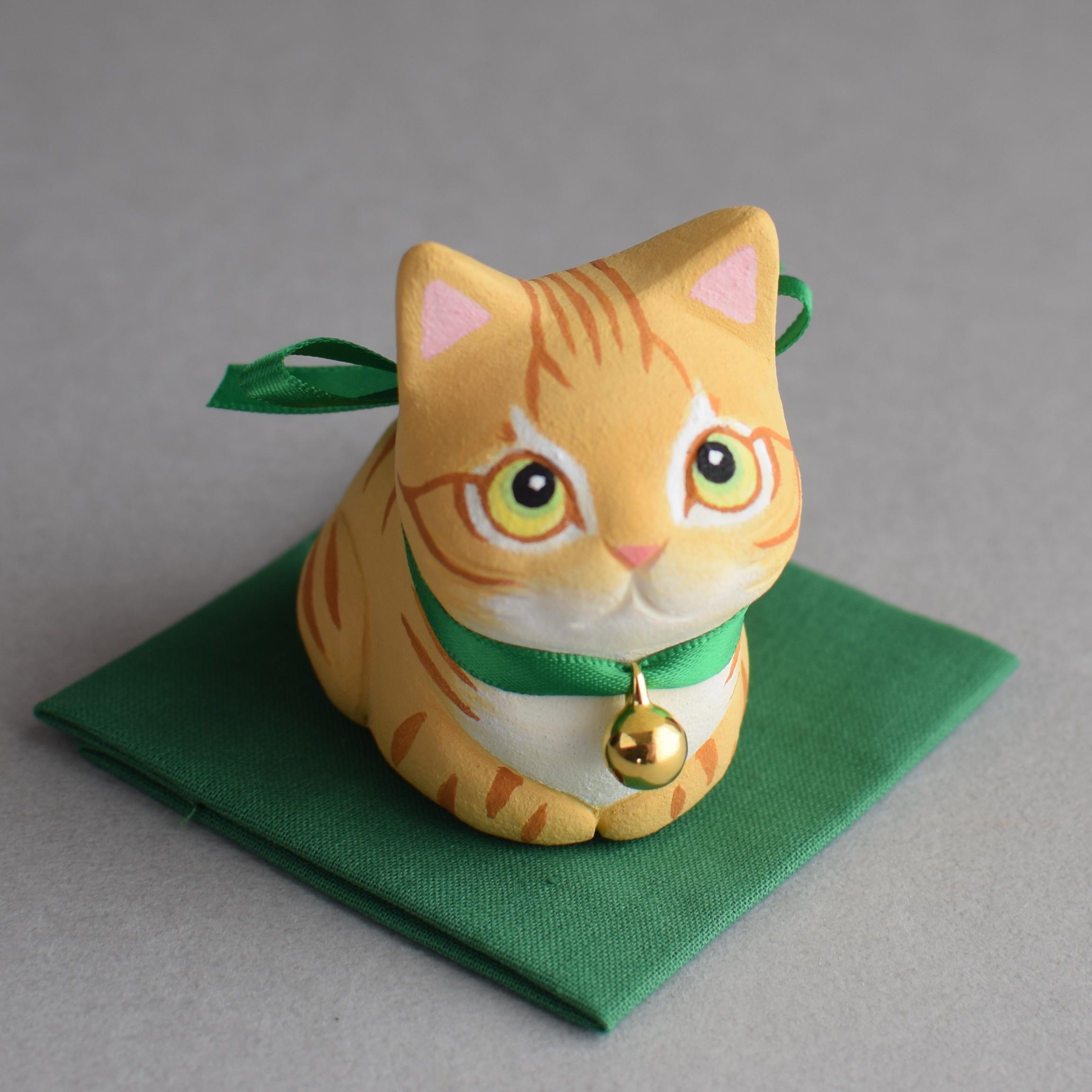香箱座り猫(茶トラ)【受注制作】1枚目の画像